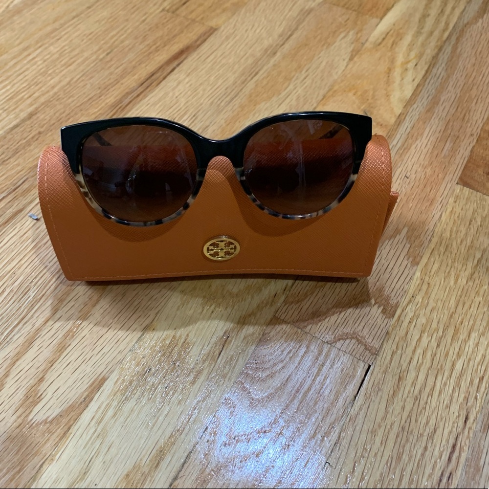 Authentic Tory Burch sunglasses with case
